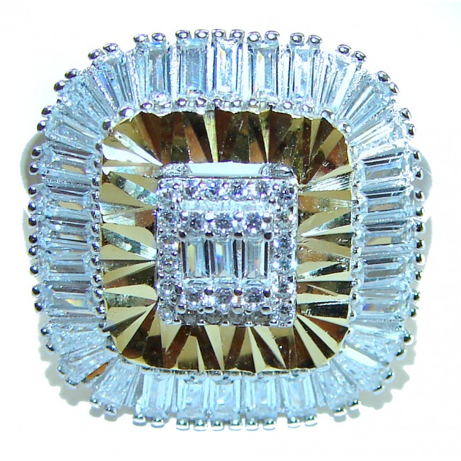 Art Deco 15.2 carat White Topaz .925 Silver handcrafted Cocktail Ring s. 8 1/4 - Close-up of Art Deco 15.2 carat white topaz silver ring