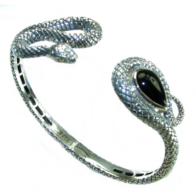 Huge 30.2 carat Precious Snake Genuine Onyx .925 Sterling Silver handcrafted Bracelet