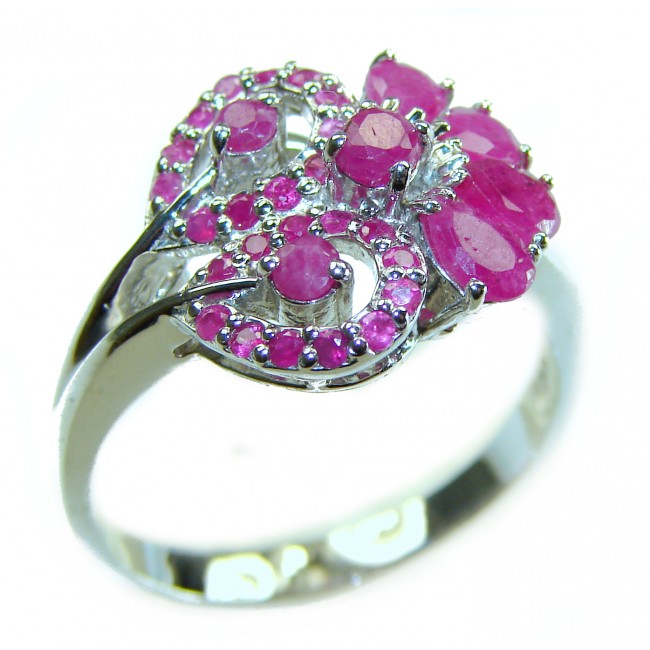 Vintage style - Timless Beauty 8.5 carat Ruby .925 Sterling Silver handcrafted Statement Ring size 10