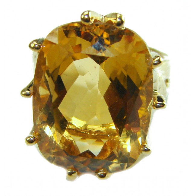 18.8 carat Genuine Lemon Quartz 14K Gold over .925 Sterling Silver handcrafted ring size 7 - Close-up of 18.8 carat lemon quartz ring in 14K gold over sterling silver