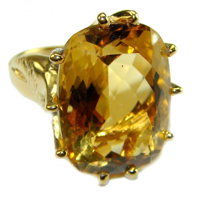 18.8 carat Genuine Lemon Quartz 14K Gold over .925 Sterling Silver handcrafted ring size 7 - Close-up of 18.8 carat lemon quartz ring in 14K gold over sterling silver