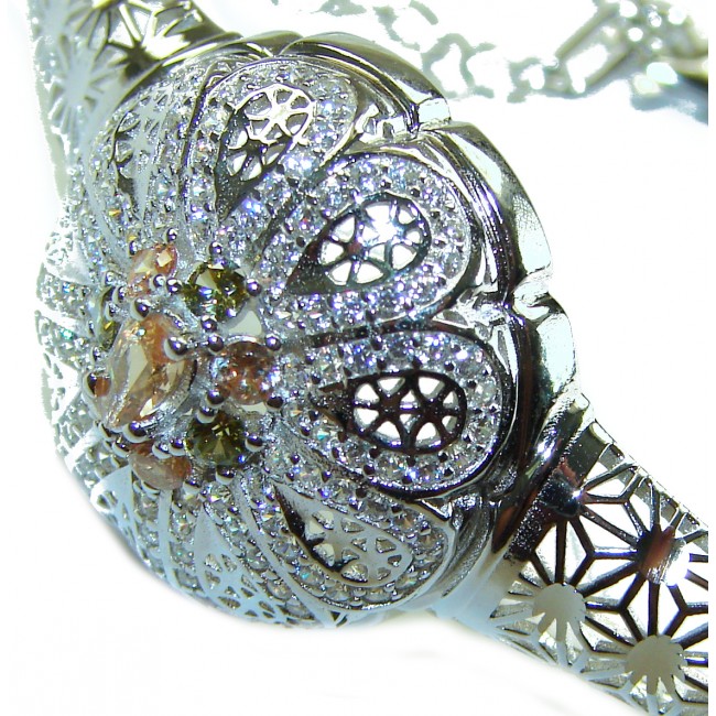 Aphrodite - Solid 2.5 multicolor Sapphire .925 Sterling Silver handcrafted Bracelet - Close-up of Aphrodite Sapphire .925 Sterling Silver bracelet detail