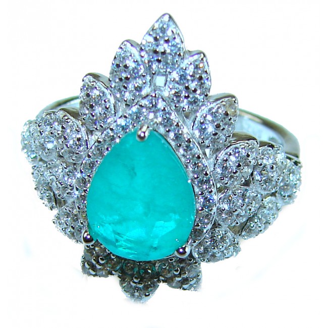 Vintage style - Timless Beauty 6.5 carat Emerald .925 Sterling Silver handcrafted Statement Ring size 6 1/2 - Close-up of vintage-style emerald and diamond sterling silver ring
