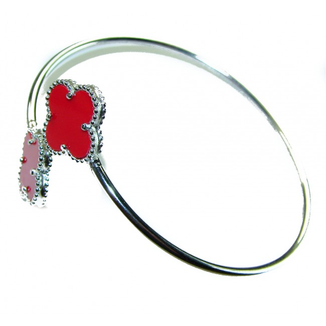 A Red four-leaf clover Coral .925 Sterling Silver handcrafted Bracelet - Red four-leaf clover bracelet, side view, silver detailing.