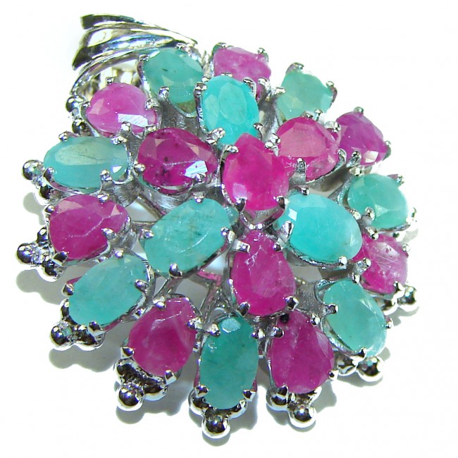 Circle of Life 22.2 carat authentic Ruby Emerald .925 Sterling Silver handmade Pendant - Circle of Life brooch, ruby and emerald stones, close-up view