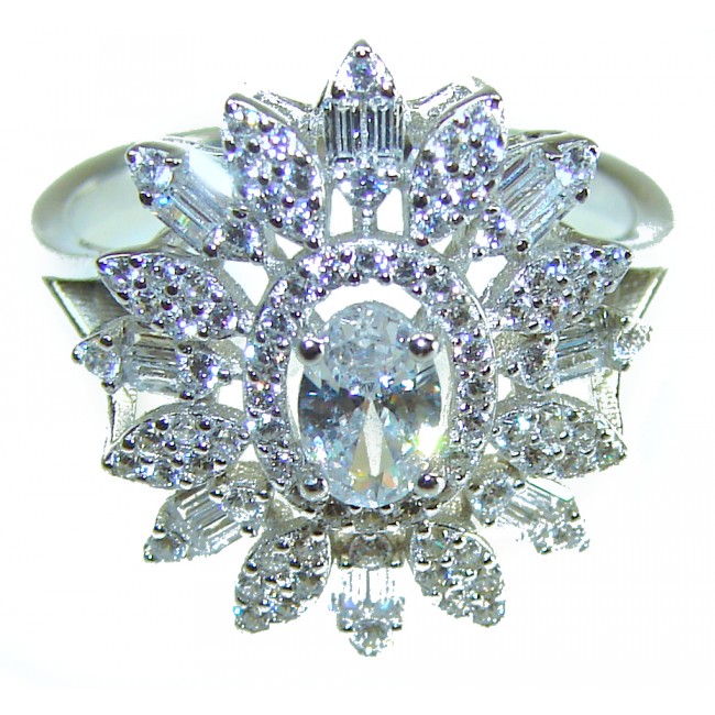 LUXURIOUS 10.2 carat White Topaz .925 Sterling Silver handcrafted Ring s. 7 - Close-up of white topaz and sterling silver ring showing intricate design.