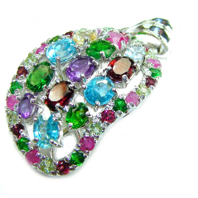 Fiesta Authentic 12.5 carat Multigem .925 Sterling Silver brilliantly handcrafted pendant - Colorful multigem pendant close-up, sterling silver setting.