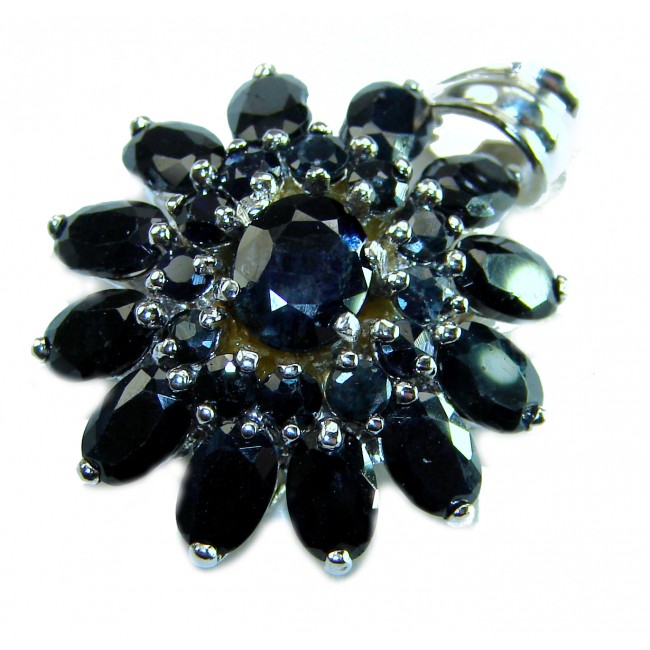 Melody - Vintage Design 10.4 CARAT Sapphire .925 Sterling Silver handcrafted Pendant - Close-up of vintage sapphire pendant with sterling silver setting.