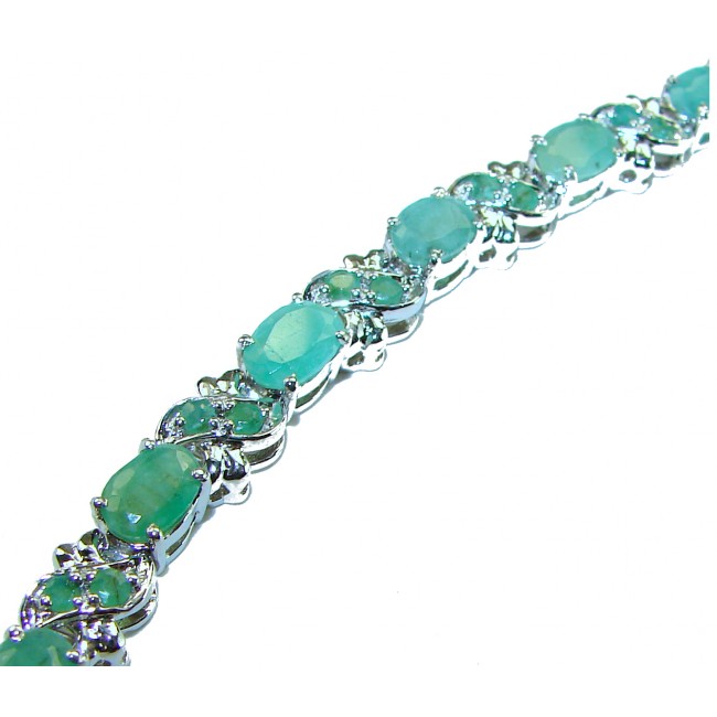 Victoria 49.5 ctw Colombian Emerald .925 Sterling Silver handcrafted Statement bracelet - Colombian Emerald bracelet in sterling silver, side view close-up.