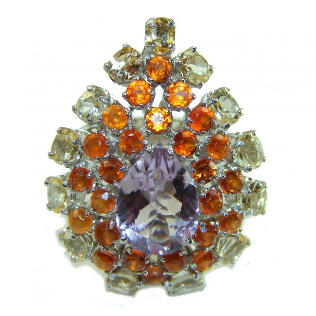 Tiffany - 27.5 carat Pink Amethyst rhodium over .925 Silver handcrafted Statement Ring s. 6 - Close-up of Tiffany 27.5 carat Pink Amethyst ring with orange stones