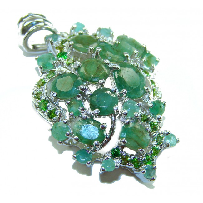 Melissa - Authentic 14.7 carat Emerald .925 Sterling Silver handcrafted Pendant - Emerald pendant close-up on sterling silver setting