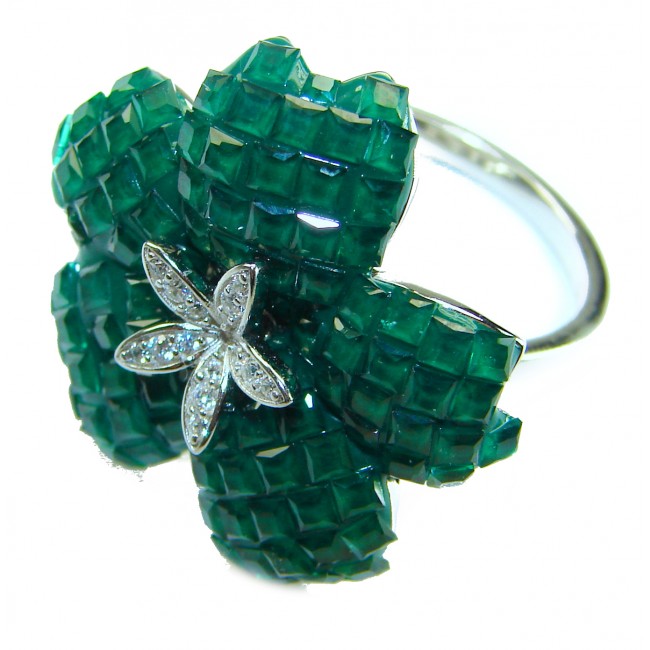 Vintage style - Timless Beauty 12.5 carat Emerald .925 Sterling Silver handcrafted Statement Ring size 8 1/4