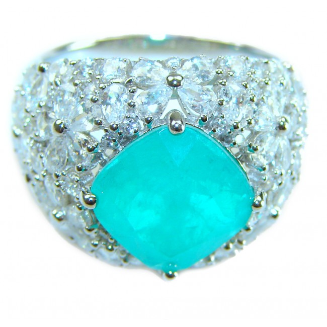 Pacific green - Vintage style - 9.5 carat Emerald .925 Sterling Silver handcrafted Statement Ring size 7 1/4 - Close-up of vintage-style emerald ring with diamond accents