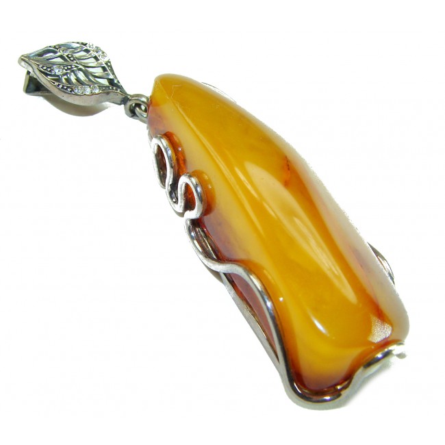 Large Prehistoric Authentic Baltic Amber .925 Sterling Silver beautifully handcrafted Pendant