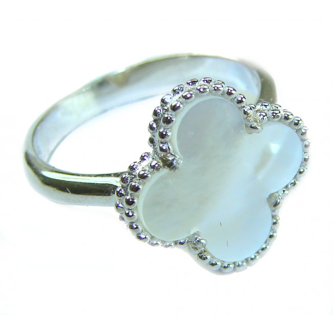 A four-leaf clover Blister Pearl .925 Sterling Silver handcrafted ring s. 8