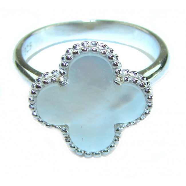 A four-leaf clover Blister Pearl .925 Sterling Silver handcrafted ring s. 8