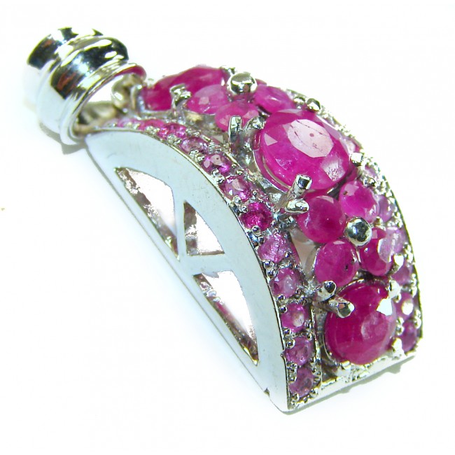 Precious 18.2 carat uthentic Kashmir Ruby .925 Sterling Silver handmade Pendant - Side view of pendant with 18.2 carat Kashmir rubies in .925 sterling silver