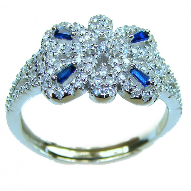 Art Deco 5.2 carat Sapphire White Topaz .925 Silver handcrafted Cocktail Ring s. 8 - Art Deco 5.2 carat Sapphire White Topaz Silver ring, top view close-up.