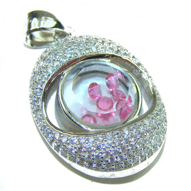 Floating Memories 10.5 carat Pink Sapphire .925 Sterling Silver Handcrafted Statement pendant - Pendant with pink sapphires and silver detail, close-up view