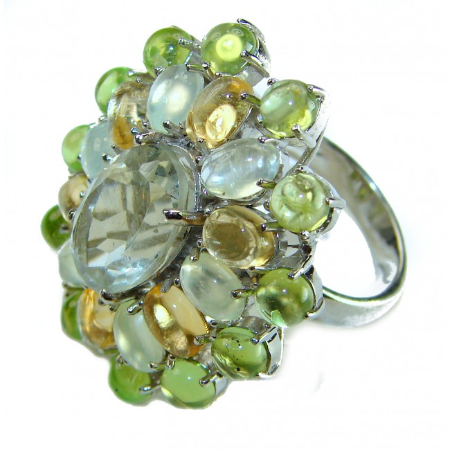 Green Royalty authentic 55.5 carat Green Amethyst .925 Sterling Silver handcrafted Ring s. 7 - Green Royalty 55.5 ct Green Amethyst ring, stone close-up, side view