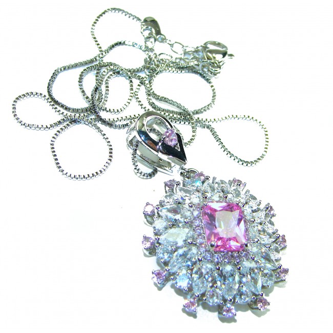 SPECTACULAR- Outstanding quality - 27.5 carat Pink Topaz .925 Sterling Silver handcrafted Statement necklace