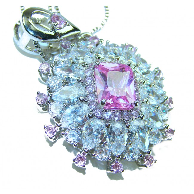 SPECTACULAR- Outstanding quality - 27.5 carat Pink Topaz .925 Sterling Silver handcrafted Statement necklace