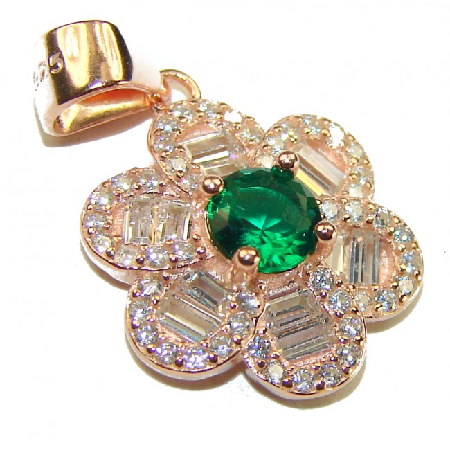 Green Flower 2.1 carat Emerald .925 Sterling Silver dipped in real 18K Gold handmade Statement pendant - Close-up of green flower pendant in .925 sterling silver with emerald stone