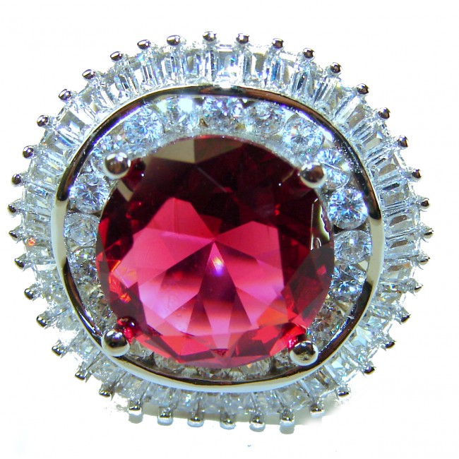 Passion 15.5 carat round cut Red Garnet .925 Sterling Silver handcrafted ring; s. 7