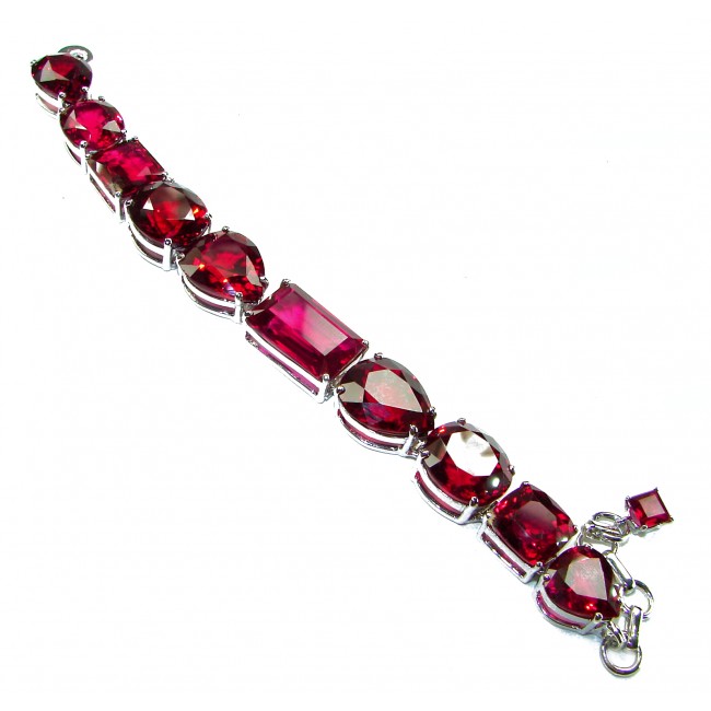 Tiffany - Magnificent 125.5 carat Red Garnet .925 Sterling Silver handcrafted Heavy Bracelet