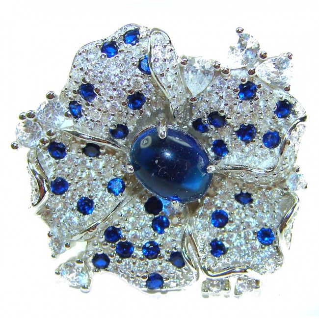 Exotic Flower - Authentic 7.5 carat Sapphire .925 Sterling Silver handcrafted Ring size 7 1/2 - Close-up of an exotic flower ring with blue sapphires