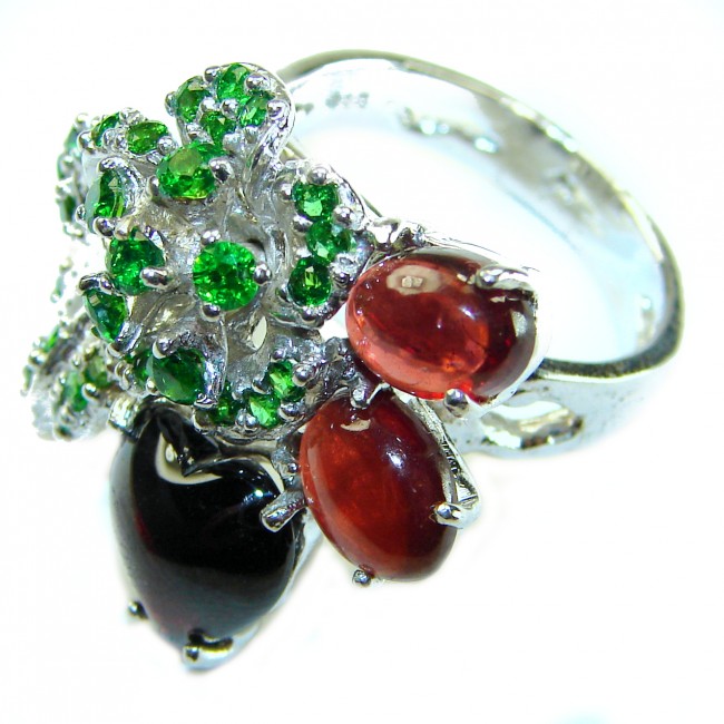 Red Heart 15.5 carat Garnet .925 Sterling SilverLARGE STATEMENT handcrafted ring; s. 8 1/4
