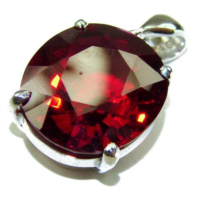 Rose Garden - 20.5 carat Authentic Ruby .925 Sterling Silver handcrafted Pendant - Stone close-up of 20.5 carat ruby in .925 sterling silver setting