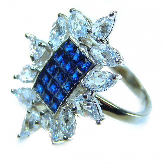 Art Deco - Precious Sapphire - authentic 22.2 carat Sapphire .925 Sterling Silver Eternity Ring size 7 1/2 - Close-up of Art Deco ring with 22.2 carat sapphire centerpiece