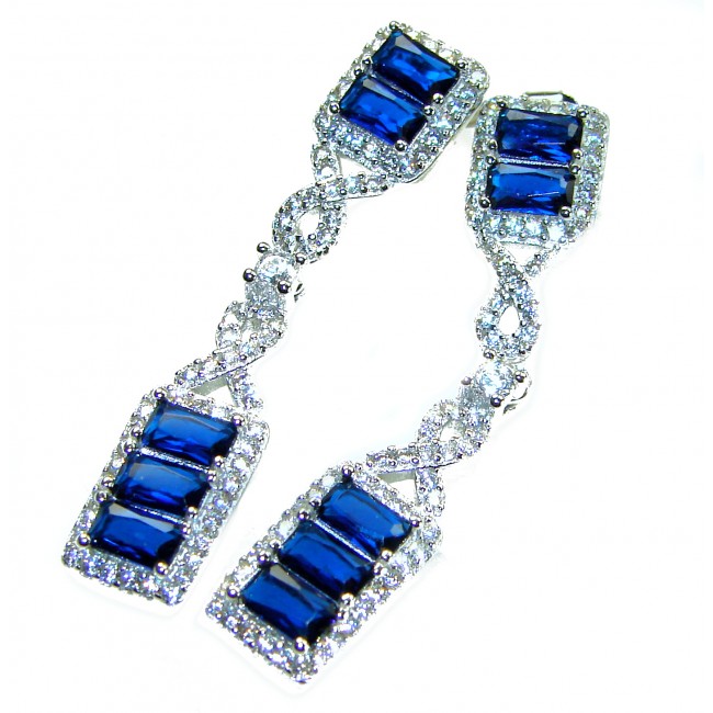 ART DECO - 9.5 carat natural Sapphire .925 Sterling Silver handcrafted incredible earrings - Elegant sapphire and silver earrings, front view with intricate details.