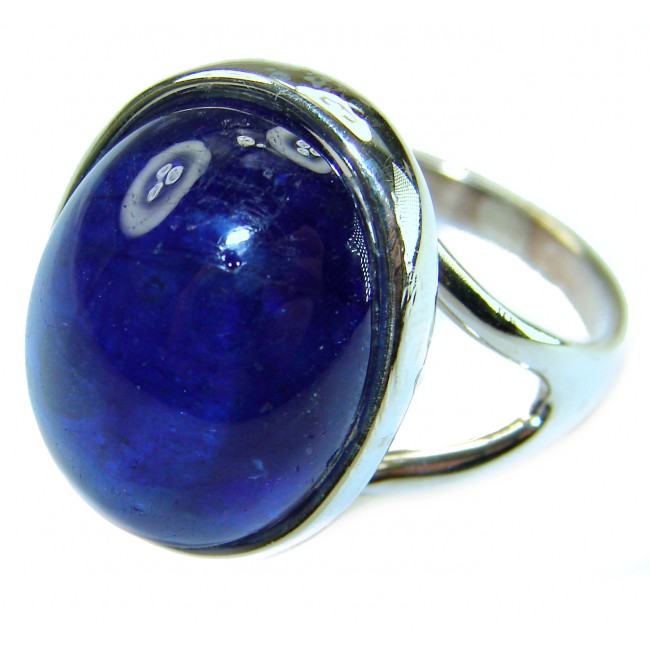 Precious Sapphire - authentic 25.2 carat Sapphire .925 Sterling Silver Eternity Ring size 9 - Close-up of 25.2 carat sapphire ring in .925 silver setting