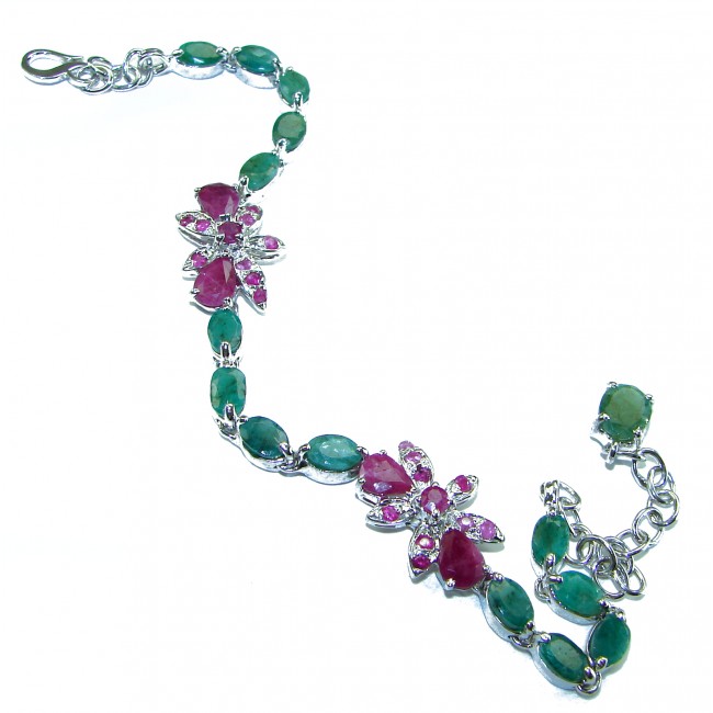 Tiffany 40.8 caratVCOLOMBIAN EMERALD Ruby .925 Sterling Silver handcrafted Bracelet - Emerald and ruby bracelet, top view with floral design and clasp detail