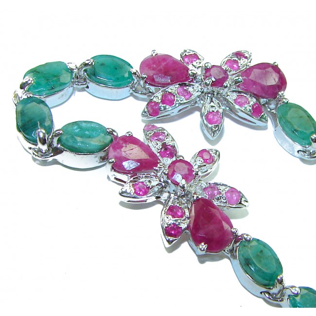 Tiffany 40.8 caratVCOLOMBIAN EMERALD Ruby .925 Sterling Silver handcrafted Bracelet - Close-up of emerald and ruby bracelet in sterling silver.