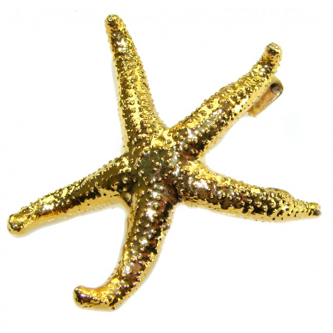 Large Italy made Starfish 18K Gold over .925 Sterling Silver handmade Pendant - Brooch - Top view of gold starfish jewelry piece on white background.