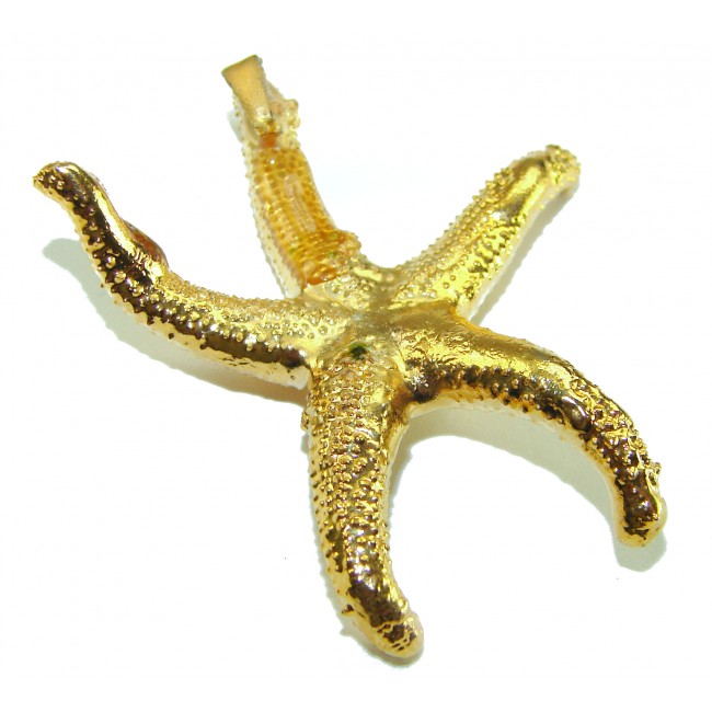 Large Italy made Starfish 18K Gold over .925 Sterling Silver handmade Pendant - Brooch - Gold starfish pendant front view on a white background.