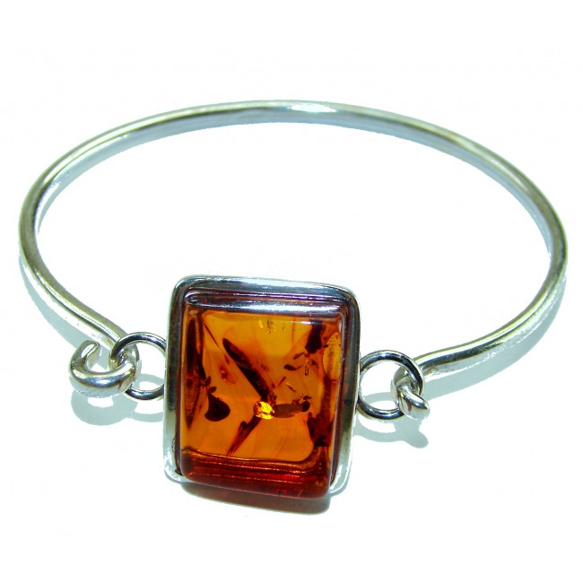 Genuine Baltic Amber .925 Sterling Silver handamde Bracelet / Cuff - Close-up of genuine Baltic amber sterling silver bracelet