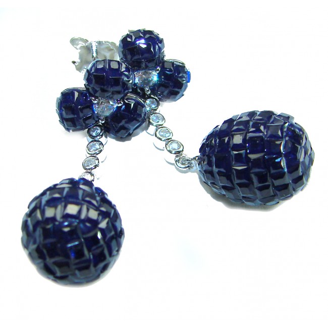 Giovanna - Authentic 21.9 carat Sapphire .925 Sterling Silver handcrafted earrings - Close-up of sapphire and sterling silver earrings with round stones