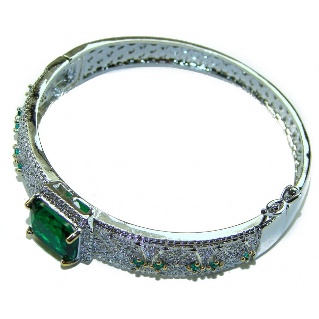 Victoria 14.5 ctw Colombian Emerald .925 Sterling Silver handcrafted Statement bracelet - photo 1