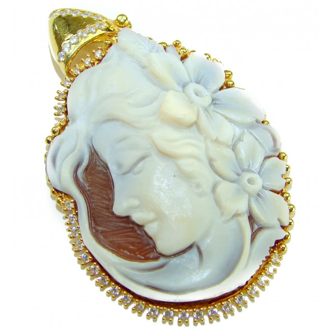 Exquisite vintage style Cameo from Sea Shell 18K Gold over .925 Sterling SilverMade in Italy Statement pendant