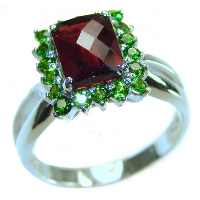 Emma 7.5 carat emerald cut Mozambique Ruby .925 Sterling Silver handcrafted ring; s. 9 - Emerald cut ruby ring with green stones, top view close-up.