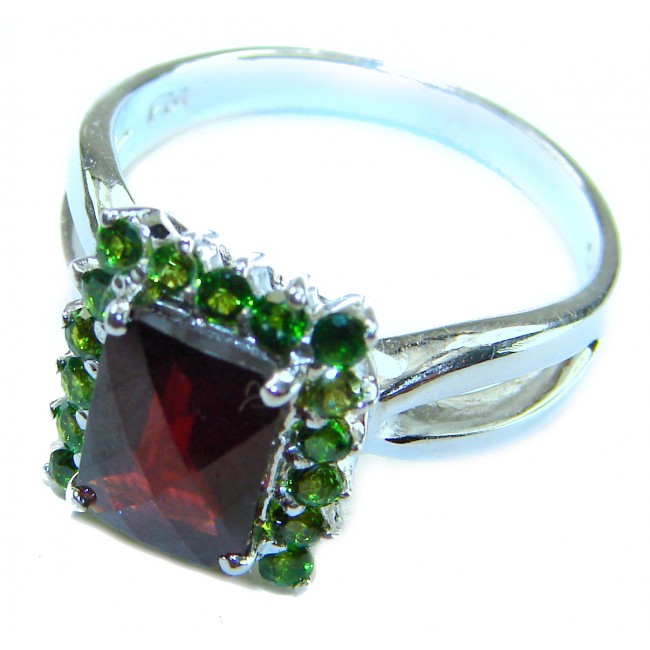 Emma 7.5 carat emerald cut Mozambique Ruby .925 Sterling Silver handcrafted ring; s. 9 - Close-up of Mozambique ruby ring with green stones on sterling silver band
