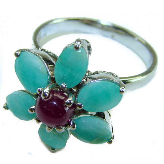 Real Beauty Natural 8.9 carat Ruby Emerald .925 Sterling Silver handmade Statement Ring size 7 - Floral ring with ruby center and turquoise petals, silver band close-up.