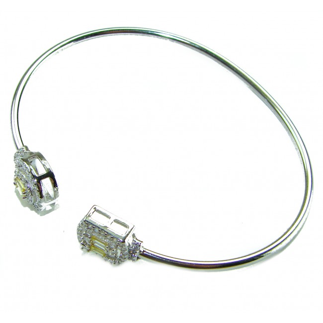 Precious Light Natural 5.2 carat White Topaz .925 Sterling Silver bracelet - Sterling silver bracelet with topaz stones, side view.