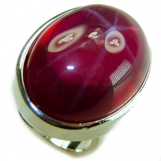 Bellezza Genuine 36.5 CARAT Star Ruby .925 Sterling Silver Large Statement Ring size 8 - Close-up of Bellezza Star Ruby in .925 Sterling Silver setting
