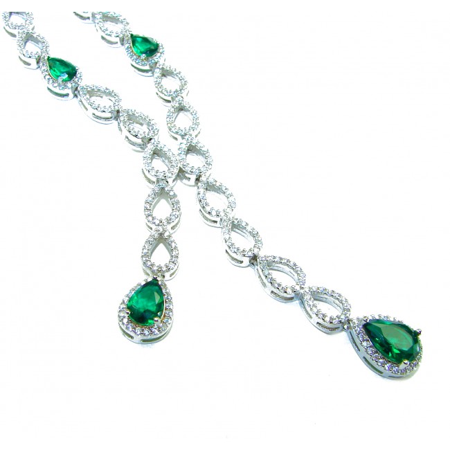 Vintage style - Timless Beauty 14.5 carat Colombian Emerald .925 Sterling Silver handcrafted Statement necklace