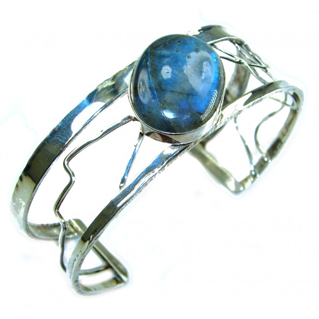 Beautiful Modern Shimmering 20.5 carat Labradorite .925 Sterling Silver Bracelet / Cuff